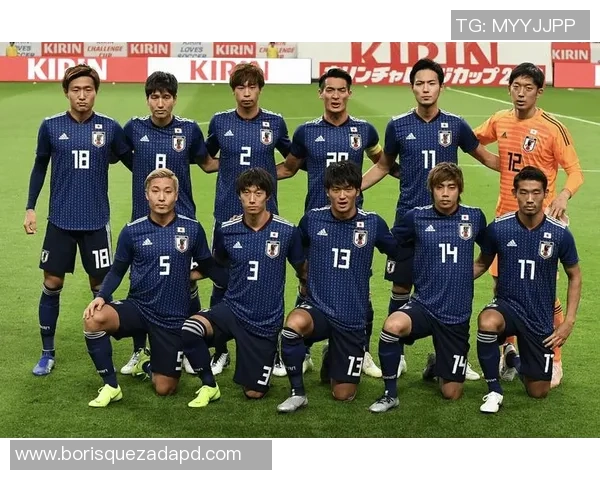 日本足球队逆袭德国明星队展现强大实力与团队精神