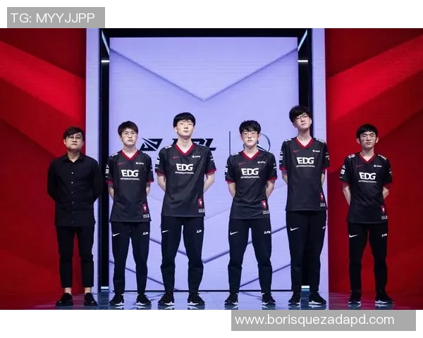 大师赛积分榜：EDG以74分领跑